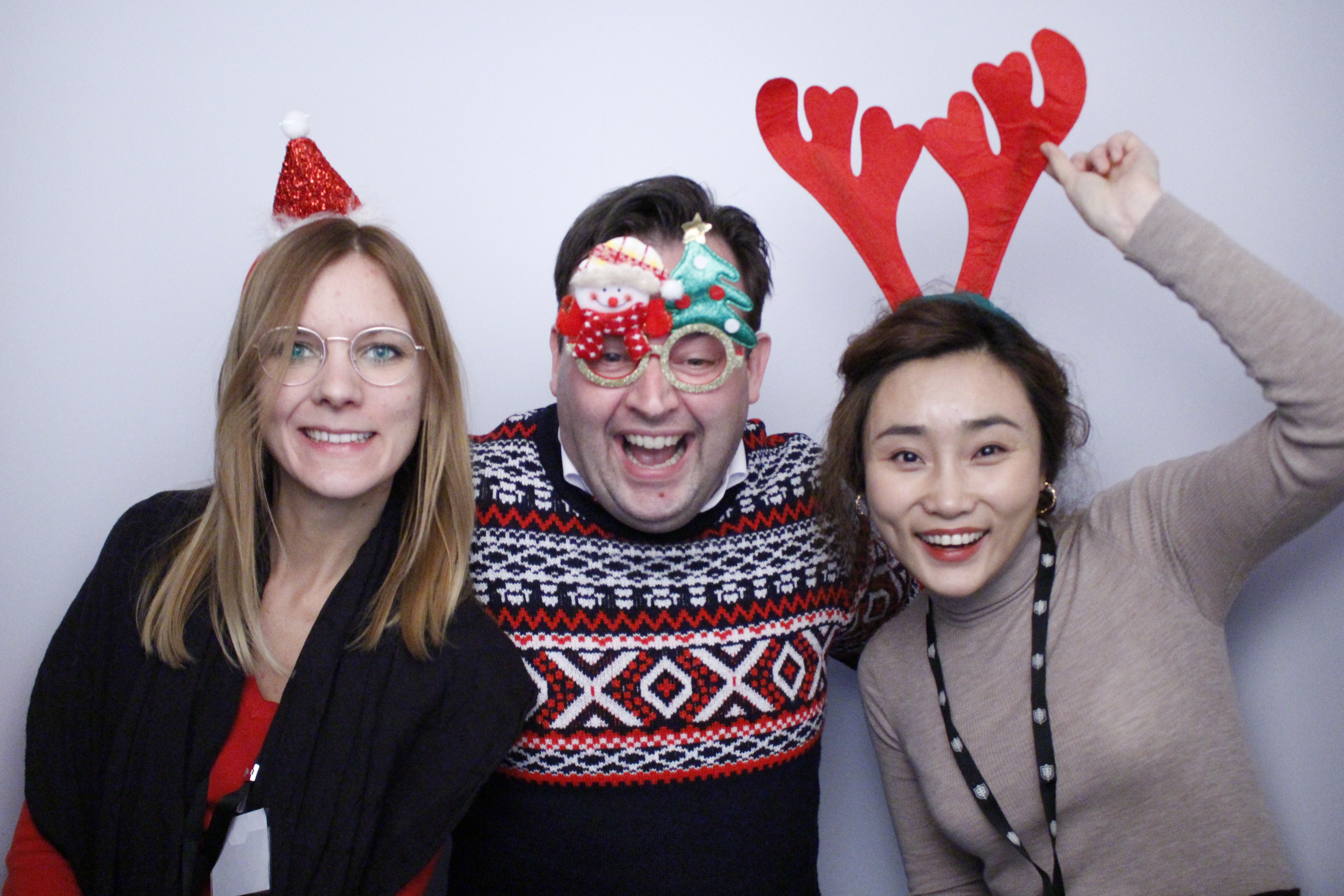 Hult EMBA Year 1 Christmas Dinner | View more photos from the event at gallery.myphotoboothexperience.co.uk/u/MyPhotoBoothExperienceLtd/Hult-EMBA-Year-1-Christmas-Dinner
